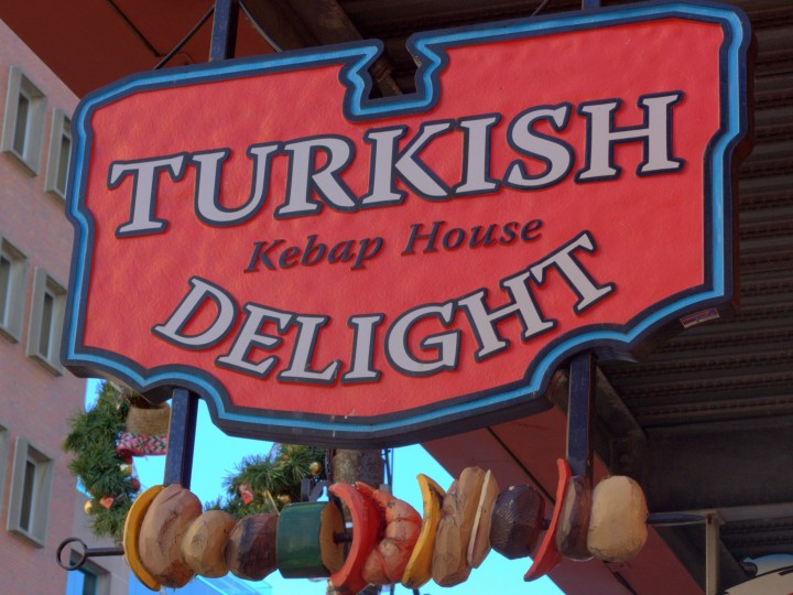 ขนม Turkish Delight ผลิตผลจากความเสน่หาของสุลต่านแห่งอาณาจักรออตโตมัน เที่ยวกับธรรมดีทัวร์