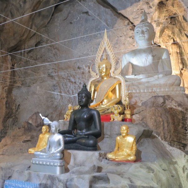 วัดถ้ำเขาวง1