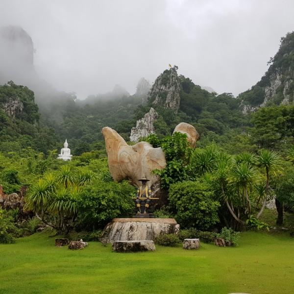 วัดถ้ำเขาวง3